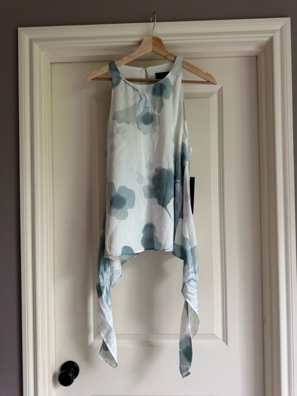 DKNY Pale Blue & White Watercolor Floral Draped Tank NEW